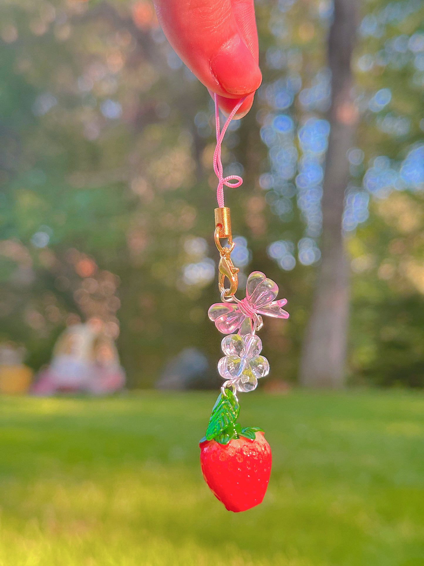 ‘Strawberry Blossom’ Kawaii Aesthetic Strawberry-Themed Phone Charm🍓🍥