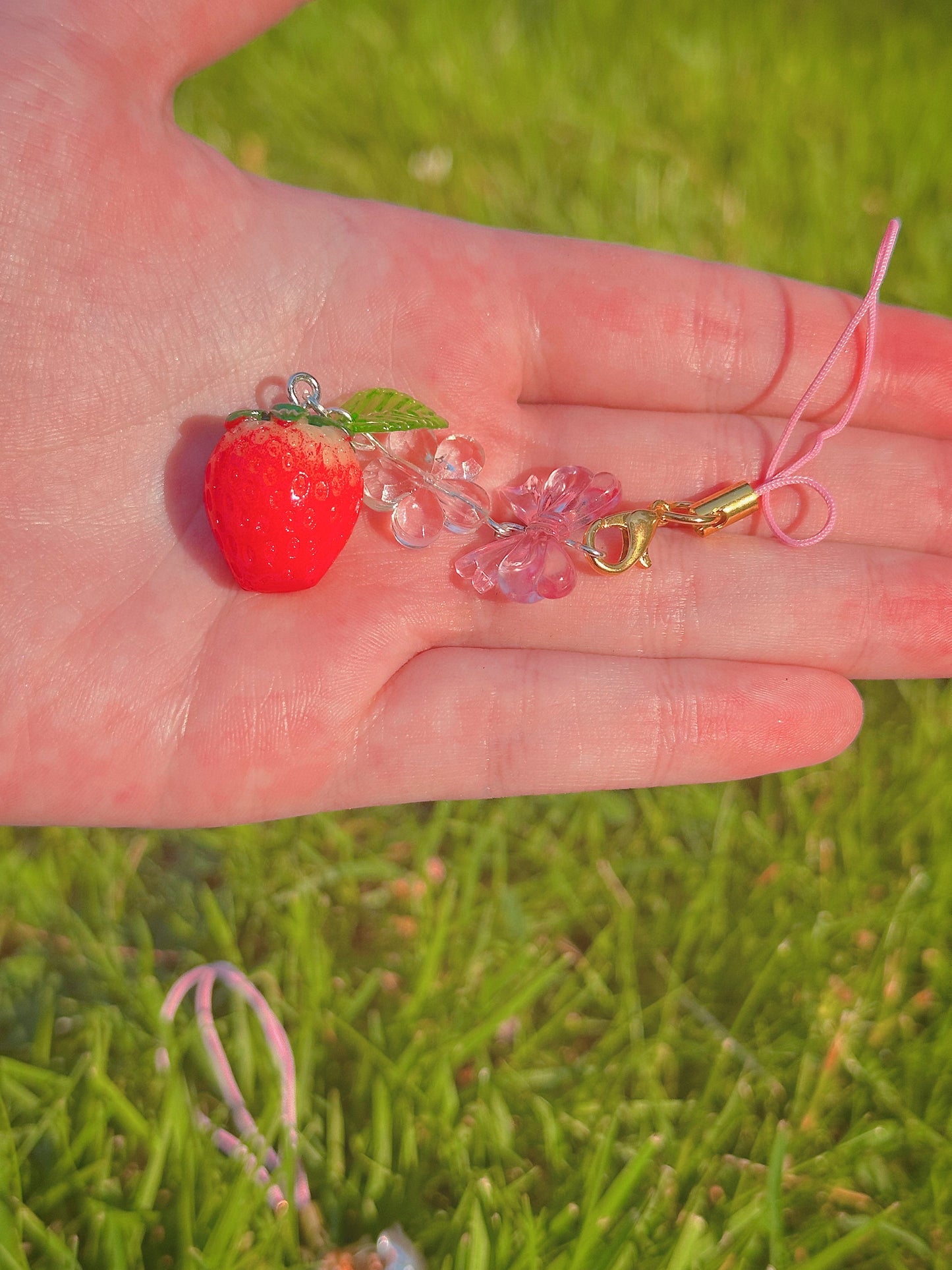 ‘Strawberry Blossom’ Kawaii Aesthetic Strawberry-Themed Phone Charm🍓🍥